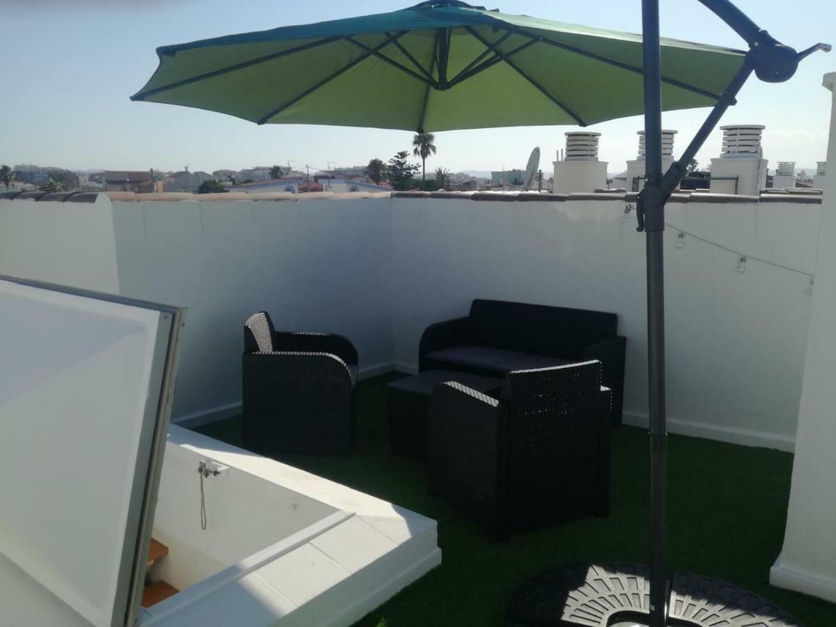 Apartamento Con Terraza Privada Y Piscinas Vinaros Exterior photo